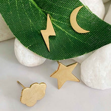 Load image into Gallery viewer, Love The Sky Stud Earrings Set