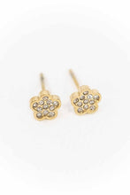 Load image into Gallery viewer, Cute Flower Stud Earrings