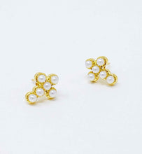 Load image into Gallery viewer, Dainty Cross Stud Earrings