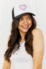 Load image into Gallery viewer, Fame Falling For You Trucker Hat in Black