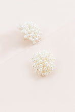 Load image into Gallery viewer, Pearl Cluster Stud Earrings
