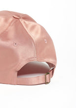 Load image into Gallery viewer, FASHION SATIN CAP
