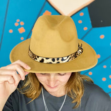 Load image into Gallery viewer, Leopard Band Fedora Hat
