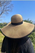 Load image into Gallery viewer, FASHION STRAW WIDE BRIM FLOPPY SUN HAT
