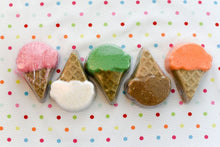 Load image into Gallery viewer, Ice Cream Bath Bombs
