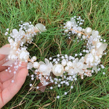 Load image into Gallery viewer, Floral Pearl Headband L2935
