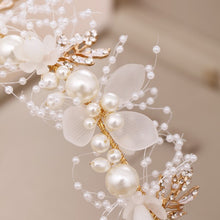 Load image into Gallery viewer, Floral Pearl Headband L2935
