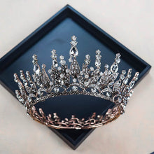 Load image into Gallery viewer, Crown Rhinestone Headband L2936
