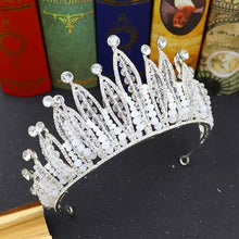 Load image into Gallery viewer, Baroque Crown Rhinestone Headband L2952
