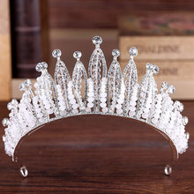 Load image into Gallery viewer, Baroque Crown Rhinestone Headband L2952
