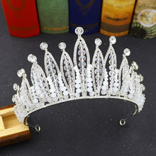 Load image into Gallery viewer, Baroque Crown Rhinestone Headband L2952
