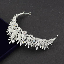 Load image into Gallery viewer, Crown Rhinestone Headband L3359
