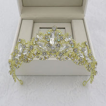Load image into Gallery viewer, Rhinestone Crown Headband L3362
