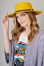 Load image into Gallery viewer, Felt Buckle Fedora Hat
