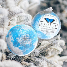 Load image into Gallery viewer, Bath Bomb - Winter Wonderland
