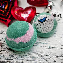 Load image into Gallery viewer, Bath Bomb - Love Bug
